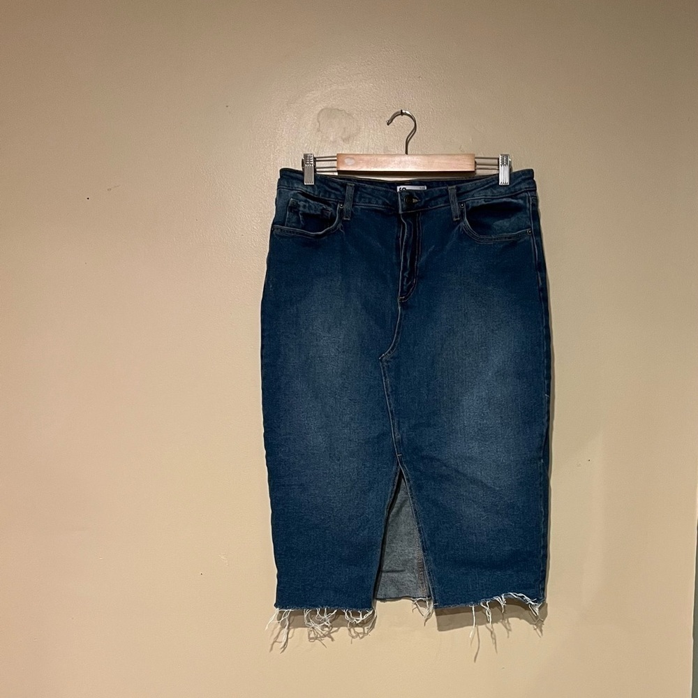 SO Denim MIDI Skirt Size 17/33 Raw Him With Slit In Front Chic Casual
